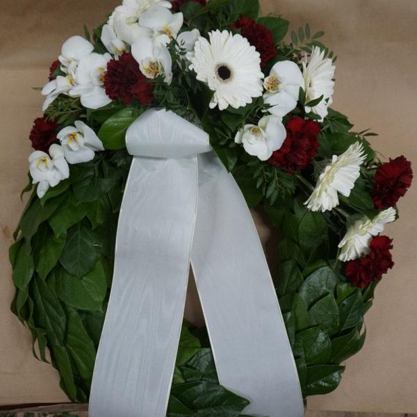 Grave wreath red and white